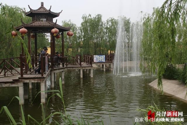 Exploring the Road...